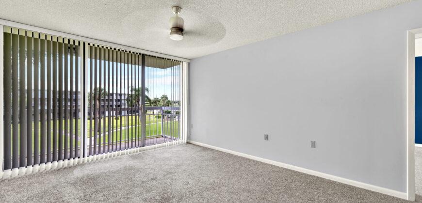 2561 Village Blvd APT 302, West Palm Beach, FL 33409