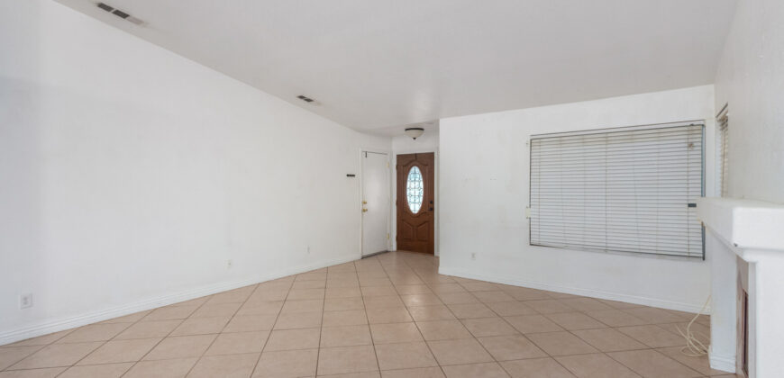 3924 Blairmoor St,  North Las Vegas, NV 89032