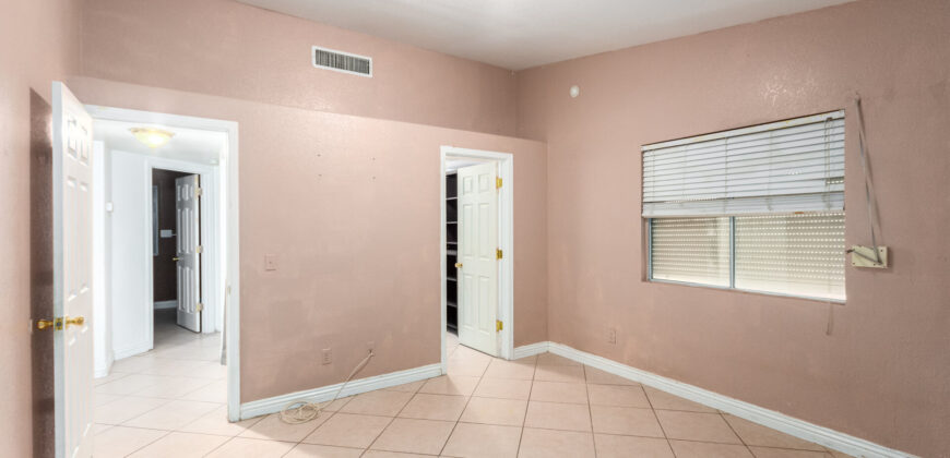 3924 Blairmoor St,  North Las Vegas, NV 89032